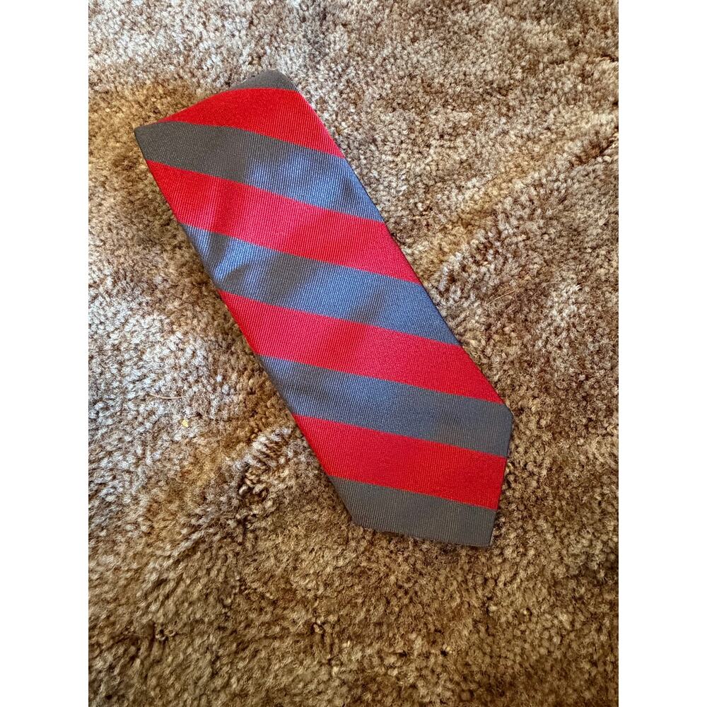 Vintage Huntington Silk Tie Red Gray Regimental Stripe Ivy League Trad Repp